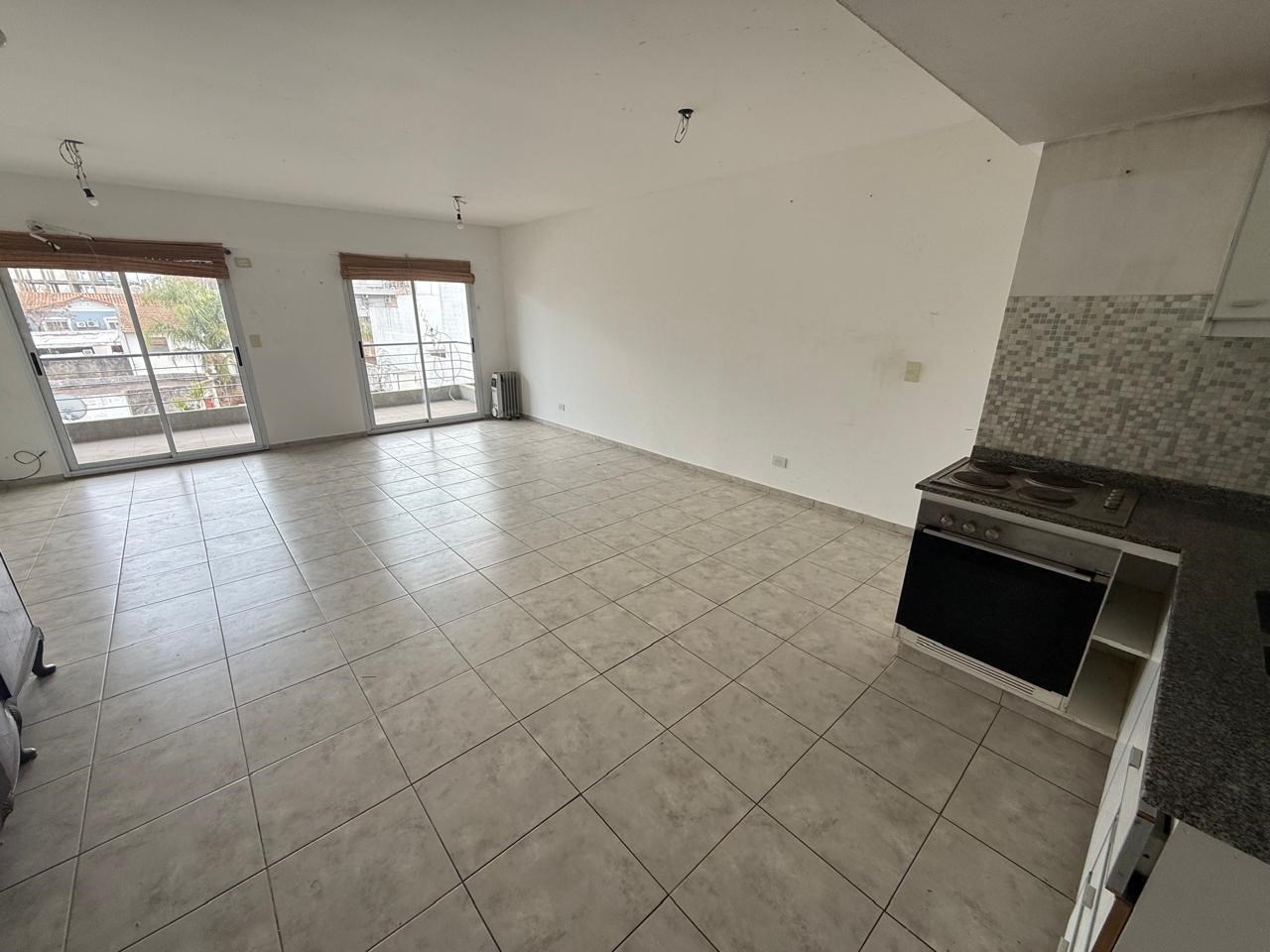 Arenales 1100