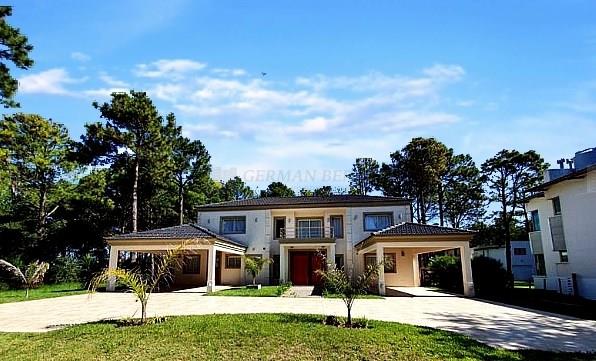 GERMAN BERRETTI PROP