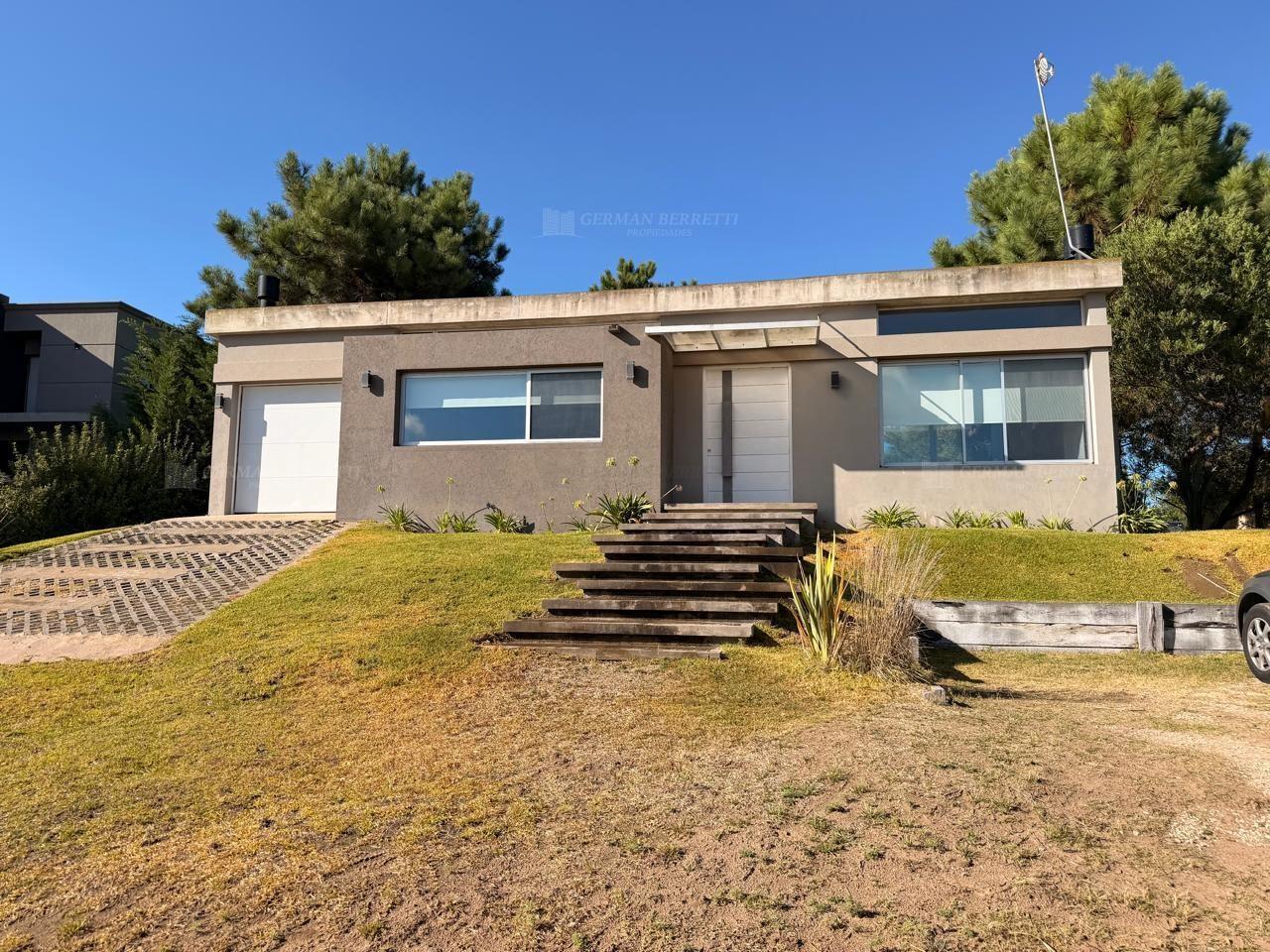 German Berretti prop