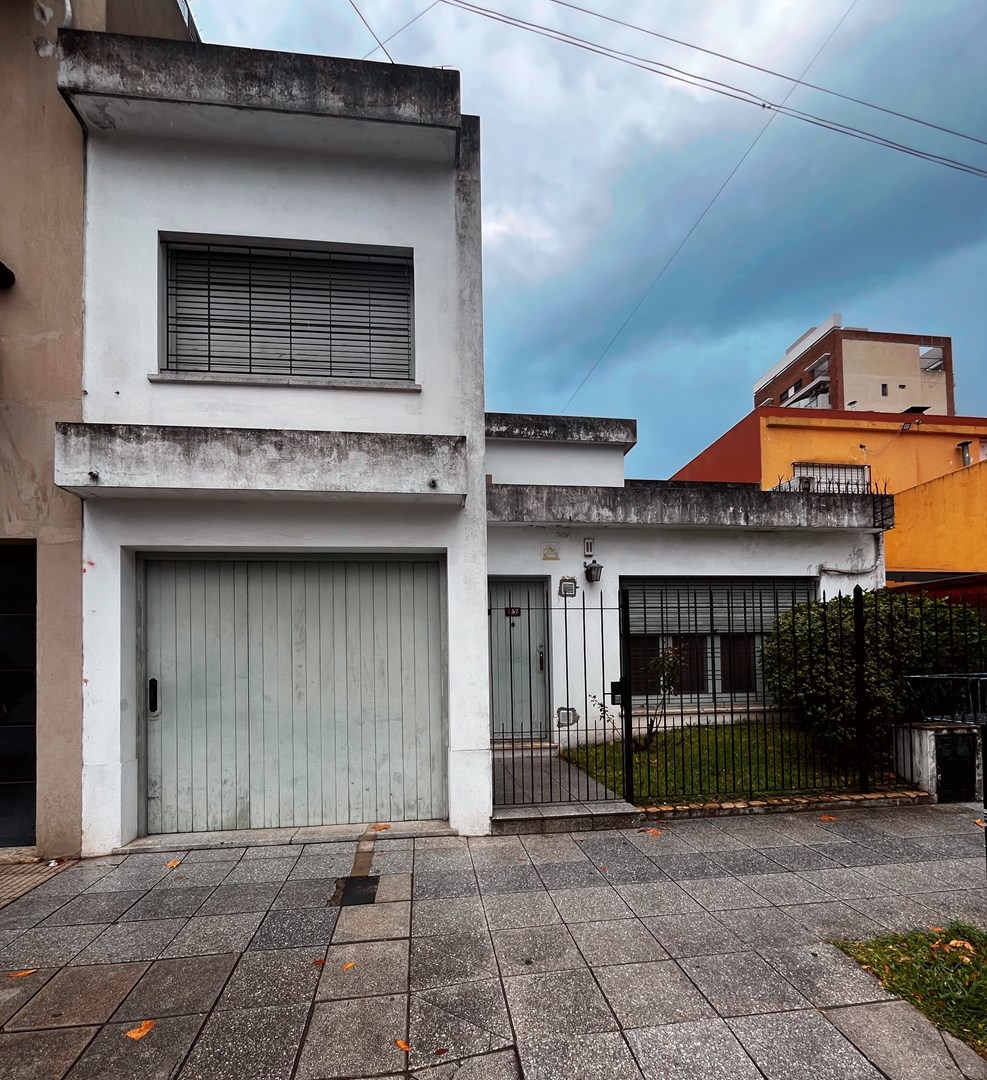 Saavedra 200
