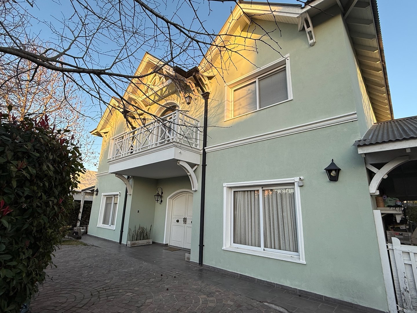 BARRIO CERRADO  SOLARES DEL CARMEN 0