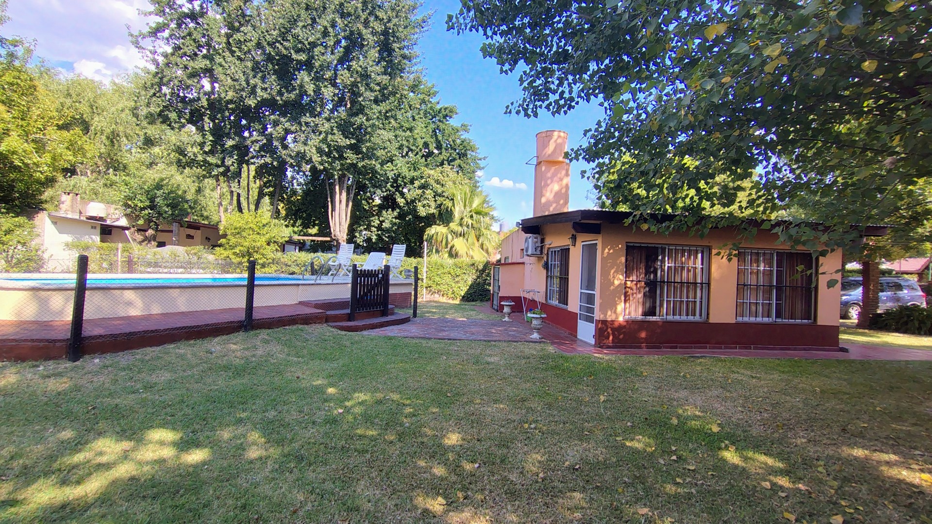 CALLE 36 e/ 3 y 4 100