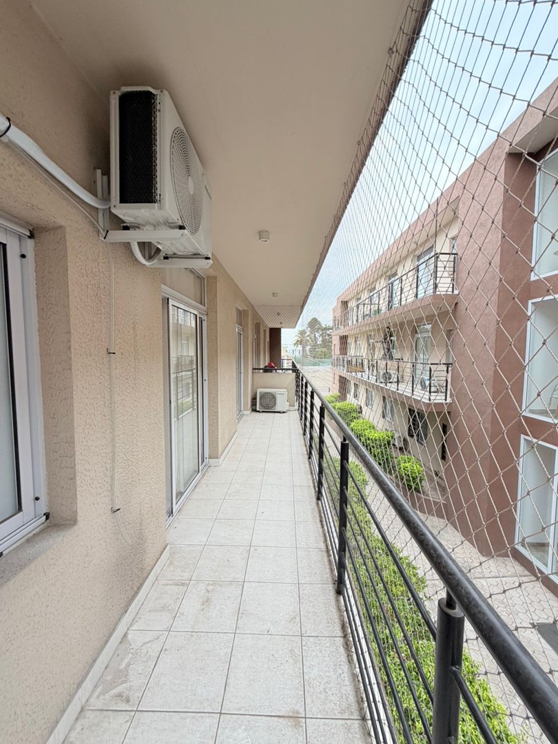 Stheden, Moreno 1200