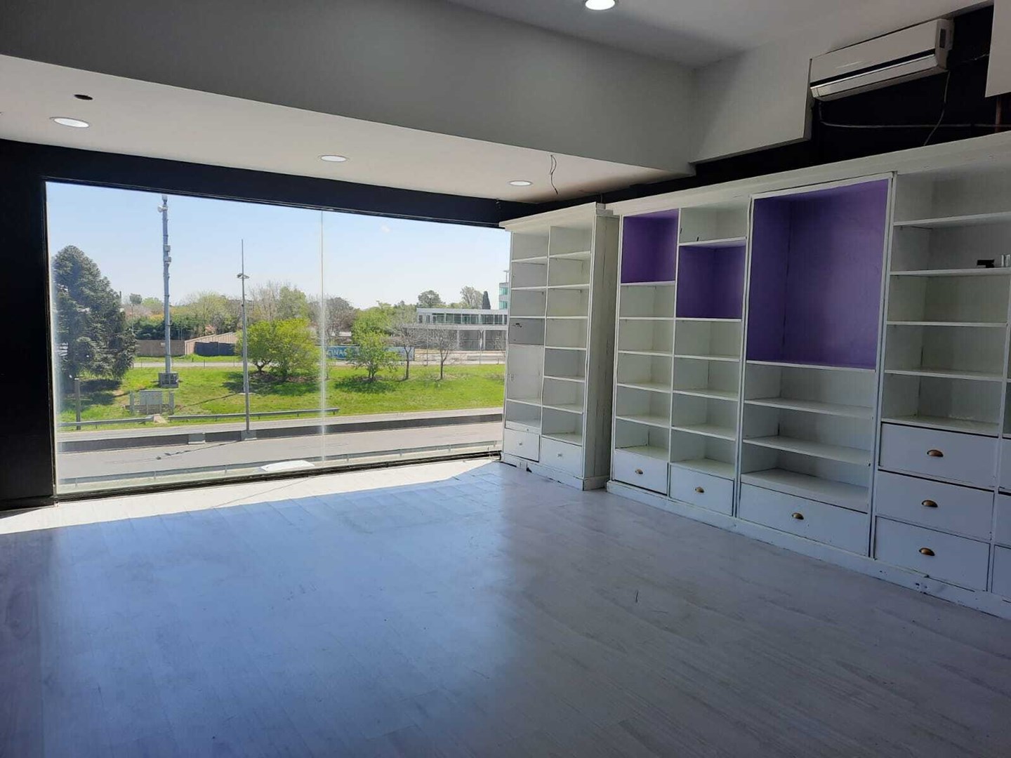 Plaza Comercial Hudson - Local en 1er piso