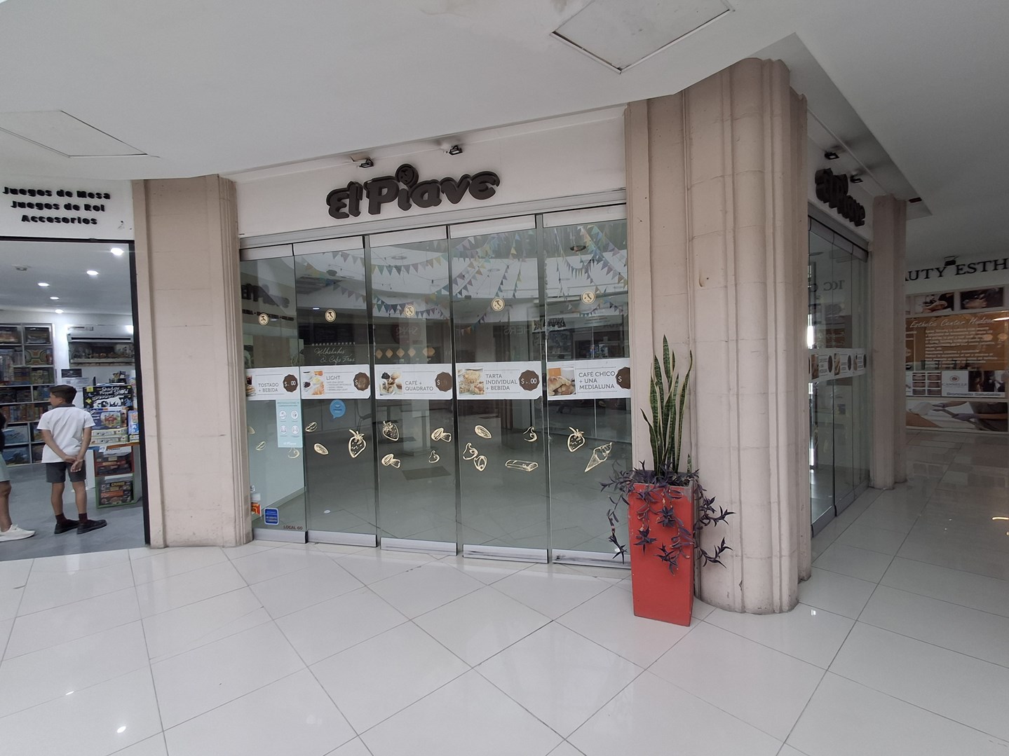 Hudson Plaza Comercial - Local en 1er piso