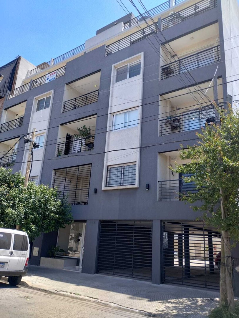 Joaquin V.Gonzalez 900