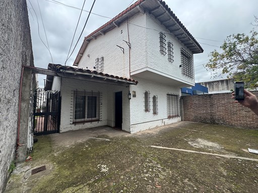 Ituzaingo 300