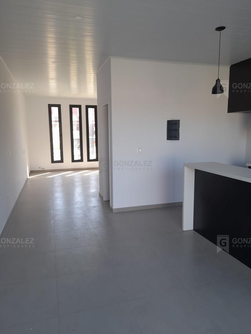 Gonzalez Propiedades Casa Dúplex en Venta. Pilar, G.B.A. Zona Norte