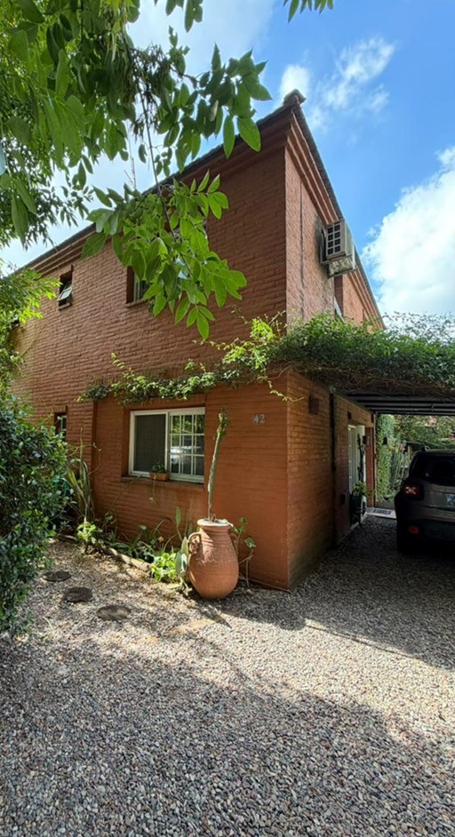 Pilar House Barrio Cerrado 100