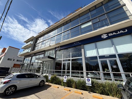 Julio  Argentino Roca 300