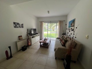Av, Caamaño 300