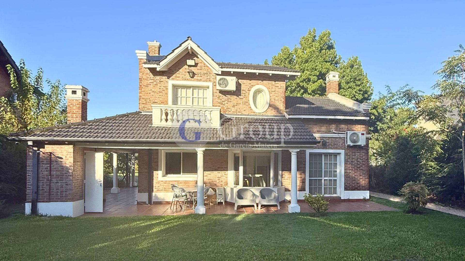 Av. Pres. Juan Domingo Peron 1300