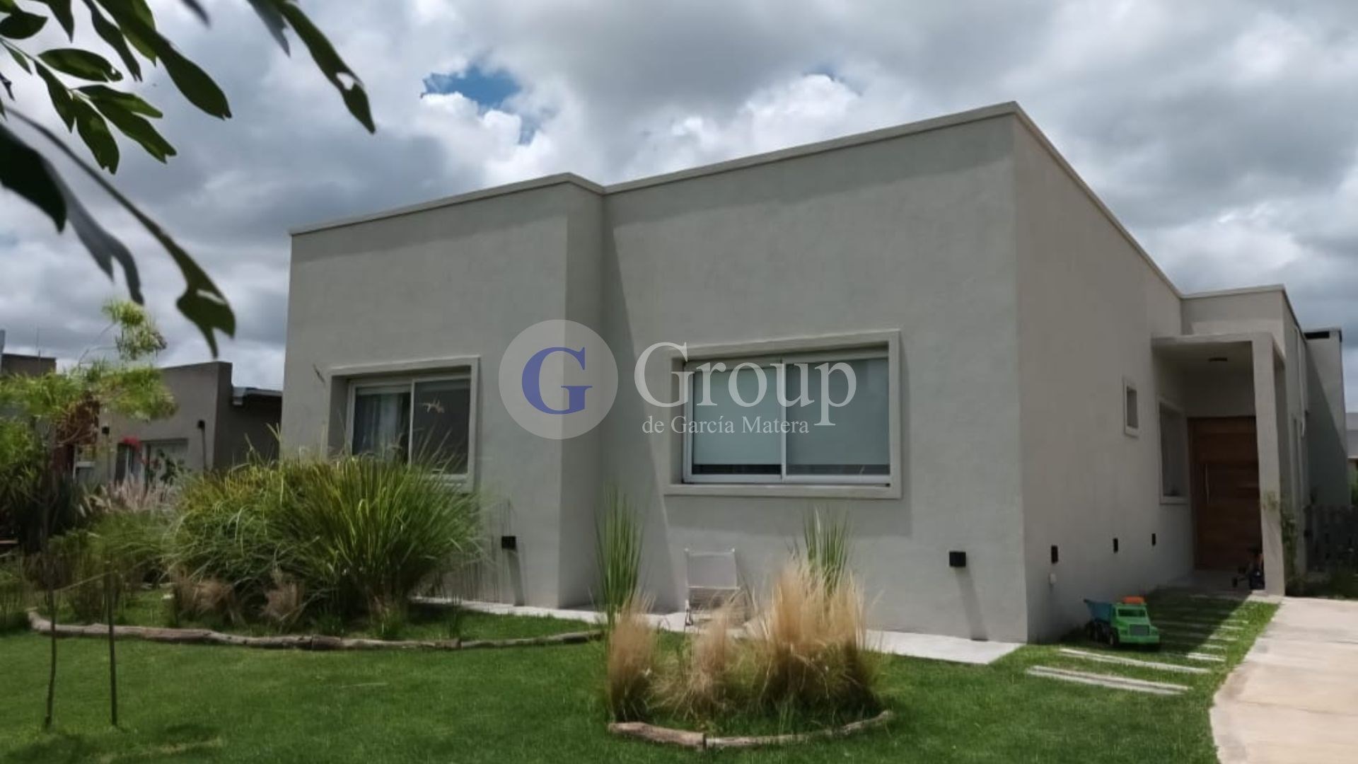 San Alfonso, Pilar del Este