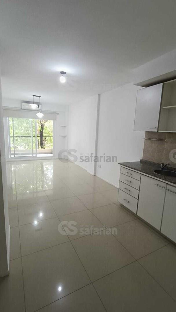 Salvador Maria del Carril 2800, 2 B