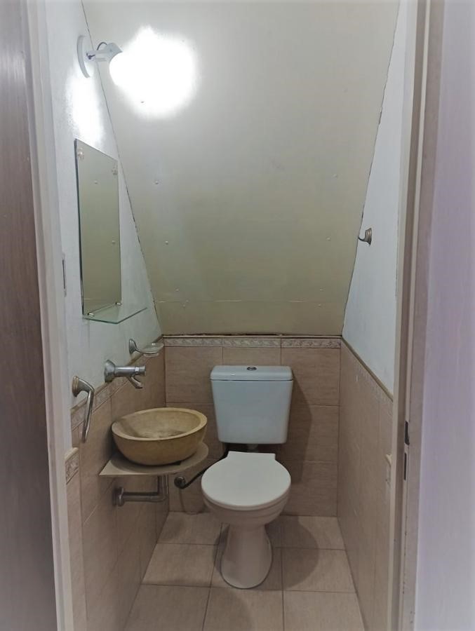 1824757567.jpg
