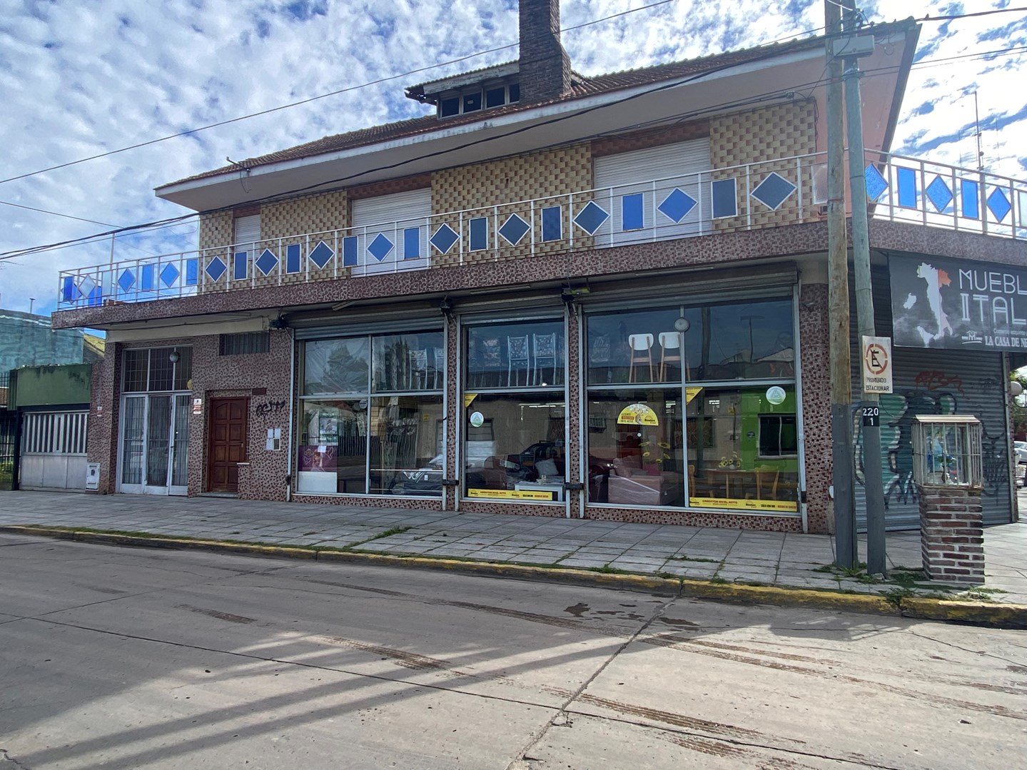 GUATAMBU 300