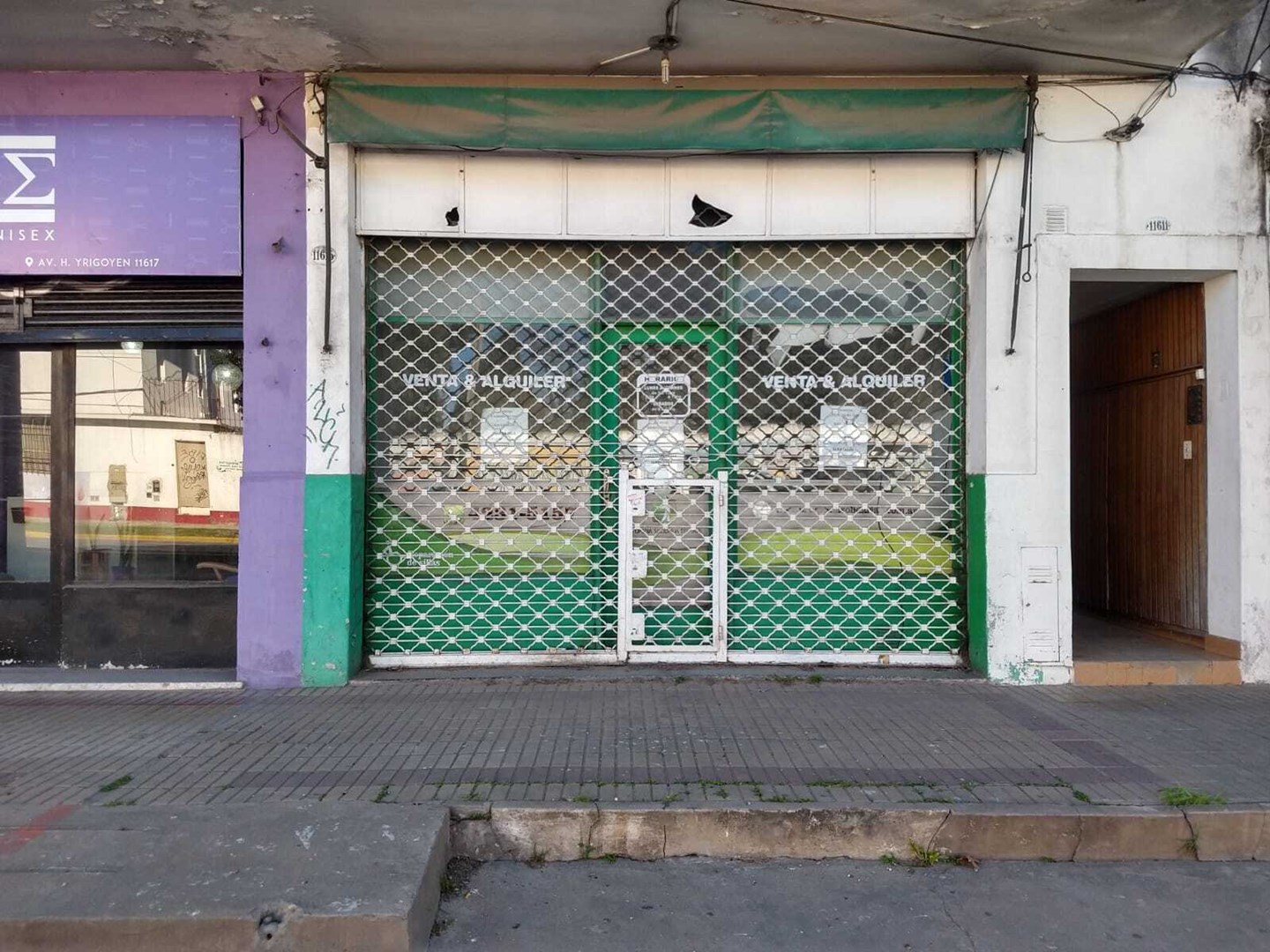 Av. Hiólito Yrigoyen 11615 11600