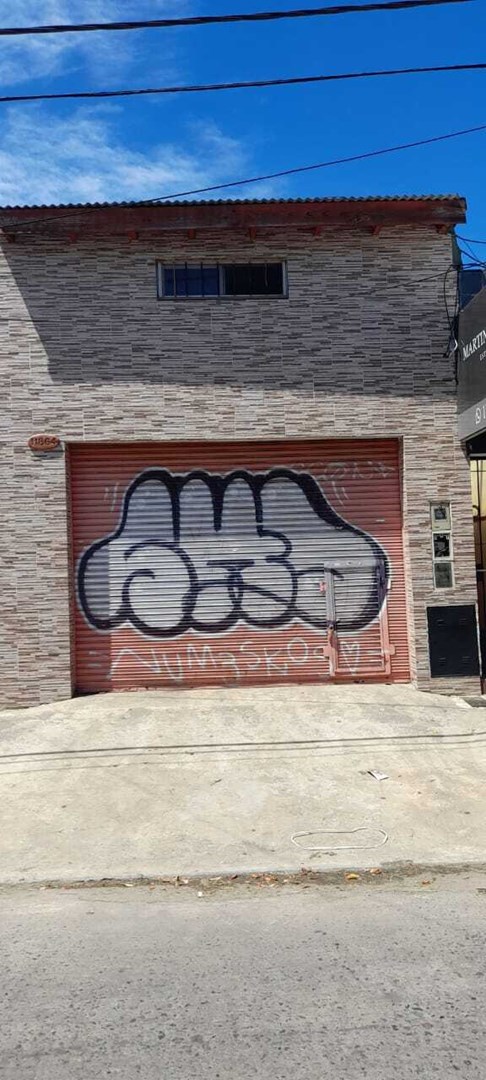 Av. Hipólito Yrigoyen 11800