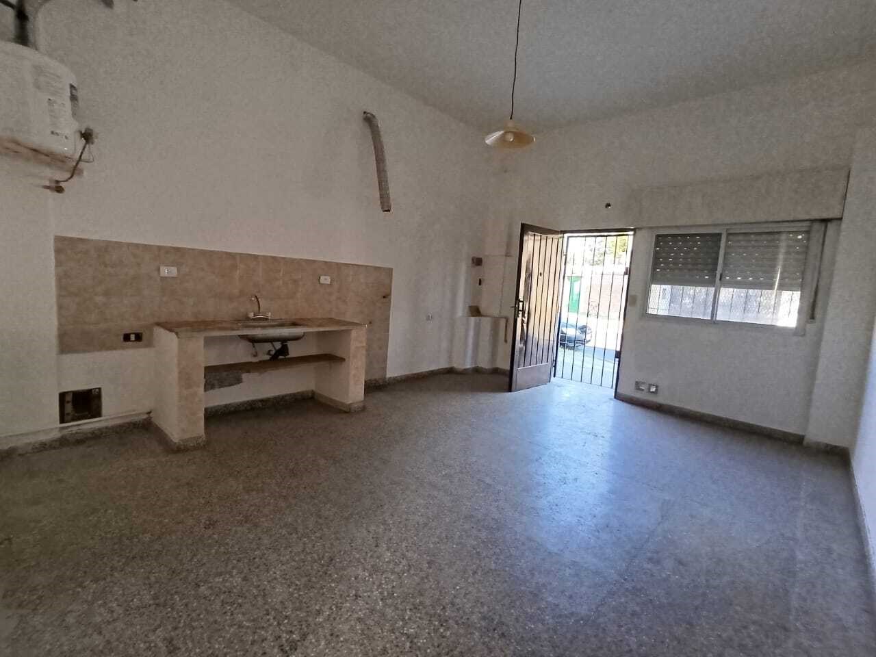 ALQUILER PH AL FRENTE 2 AMB FRENTE. MENDEZ N° 1269, MTE CHINGOLO