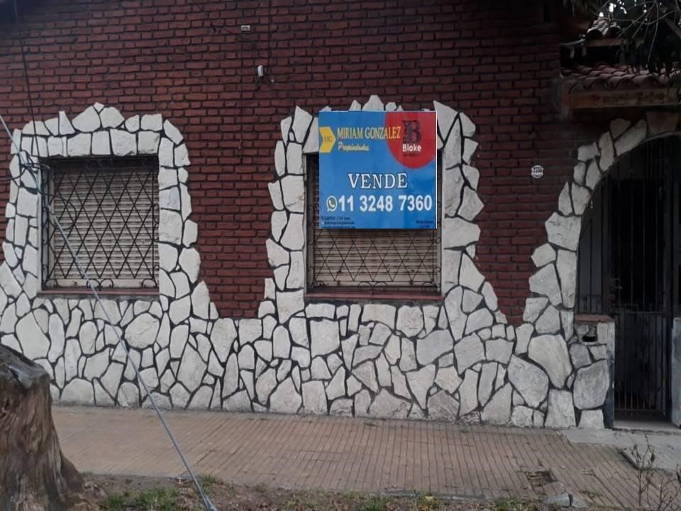 1866165390.jpg