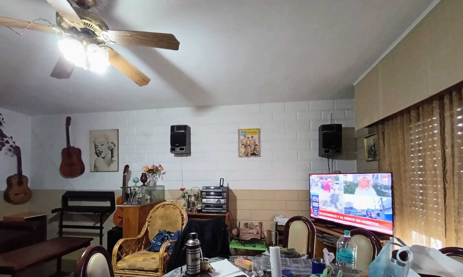 VENTA DUPLEX 5 AMB CON GARAGE. MANUEL CASTRO N° 2452, LANÚS OESTE.