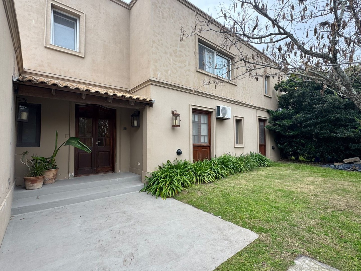 Casa en Venta y en Alquiler Temporal en Santa Bárbara 3 dormitorios, General Pacheco 100