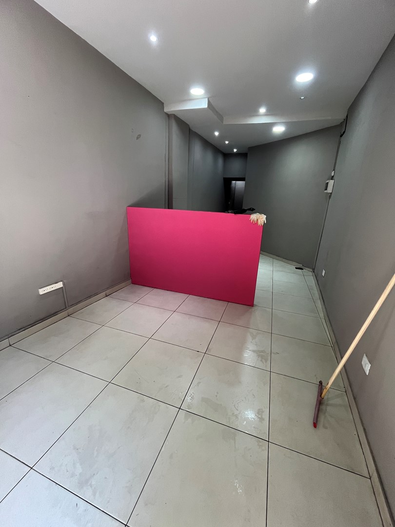 Local comercial Alquiler Monserrat, Caba 100