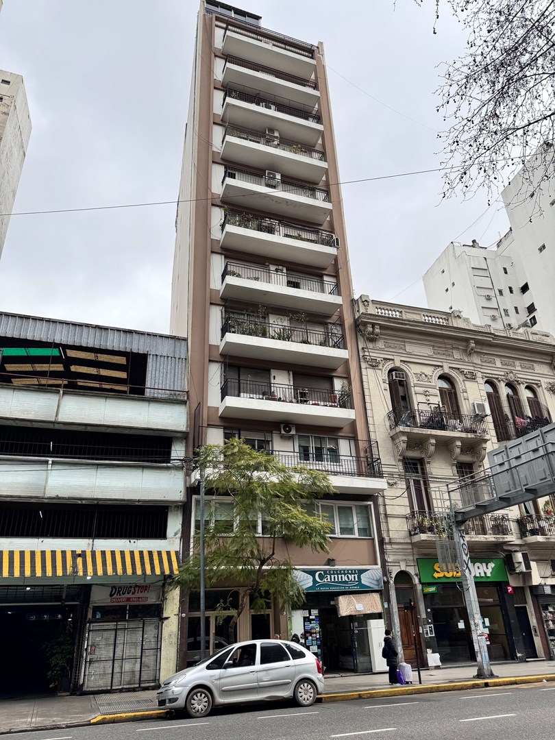 Departamento en Venta en Recoleta 3 dormitorios, Pueyrredon Av. 1100