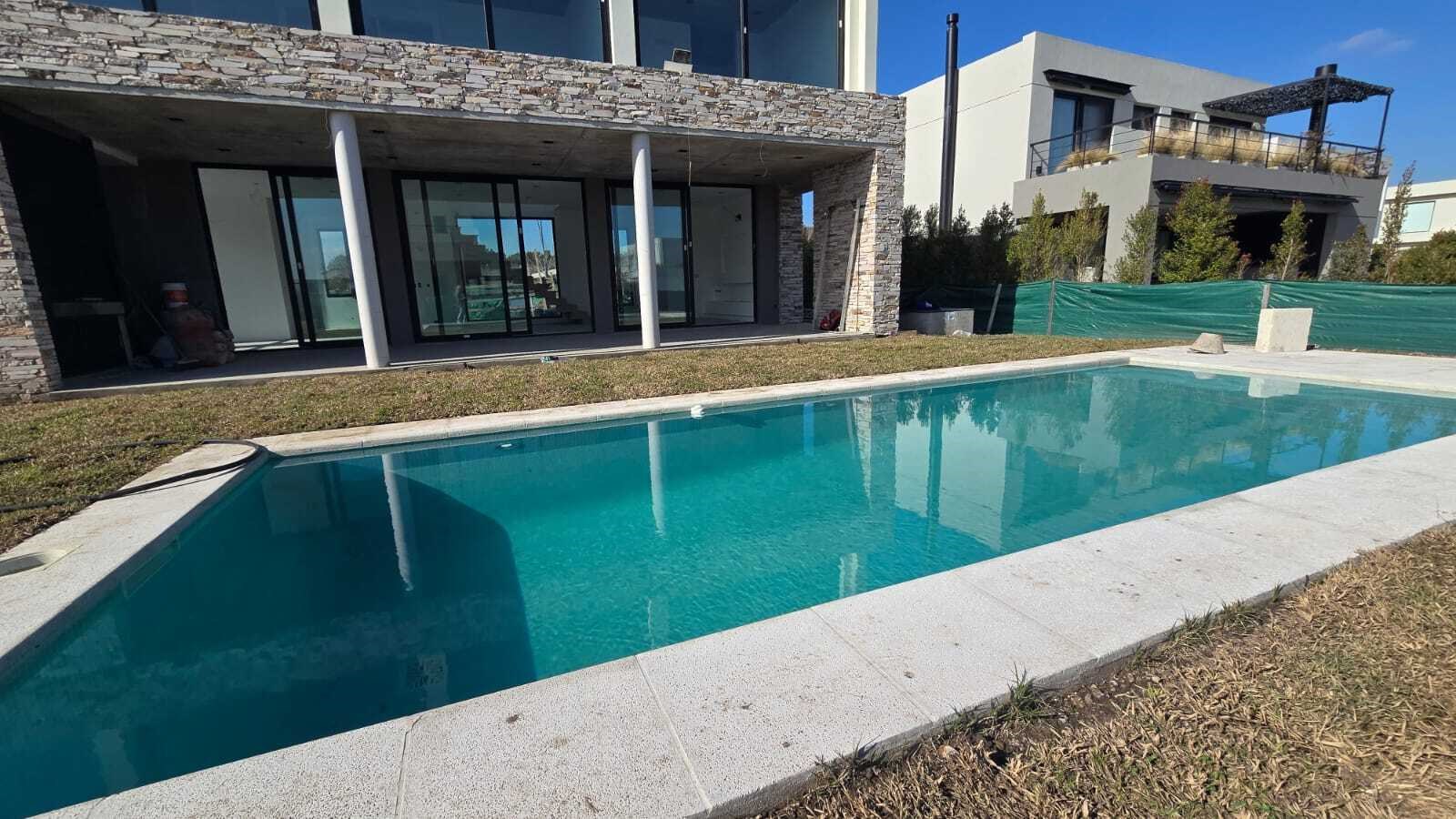 Casa en Venta en Acacias 3 dormitorios, Puertos del Lago 100