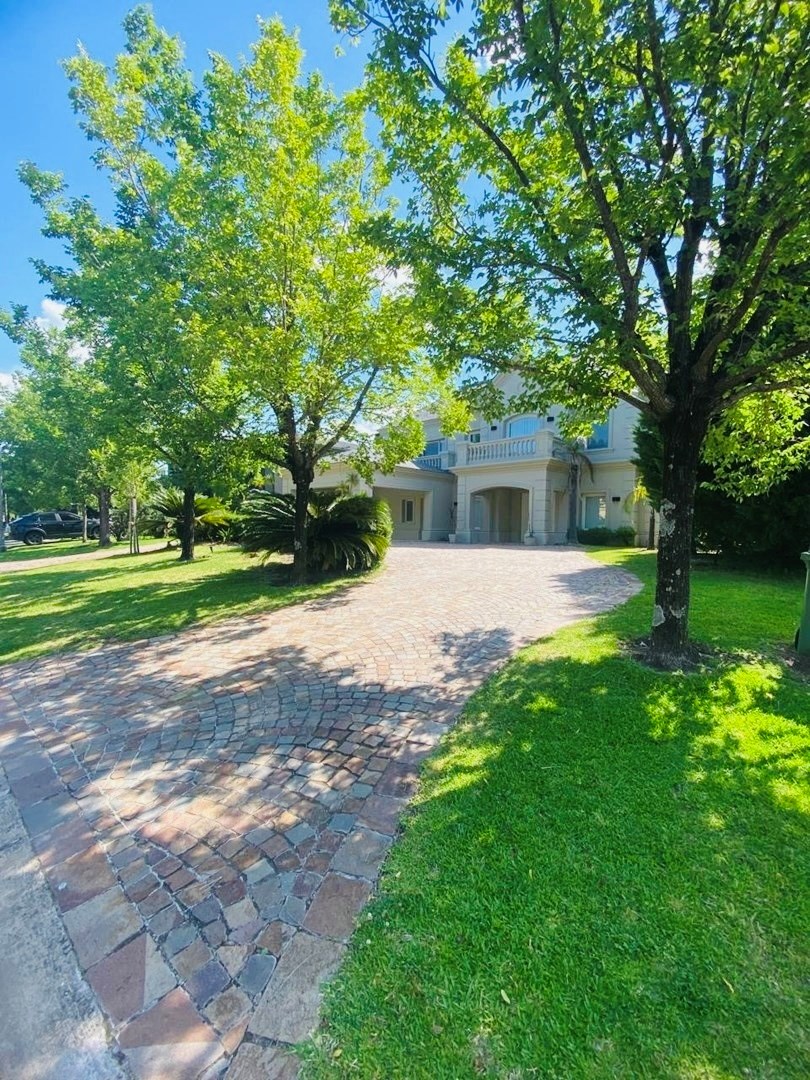 Casa en Alquiler en La Isla 4 dormitorios, Nordelta 100