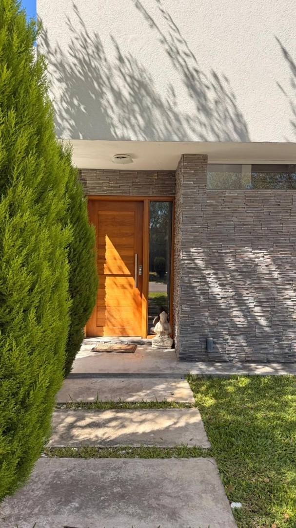 Casa en Venta en La Comarca 3 dormitorios, General Pacheco 100