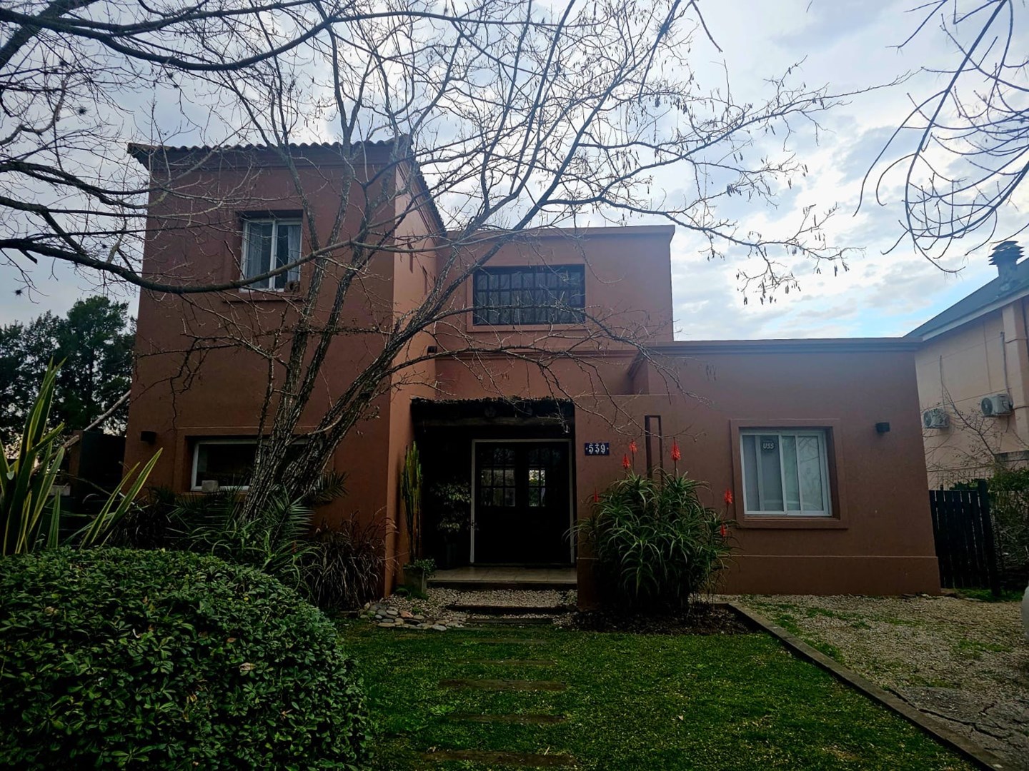 Casa en Alquier Temporal en San Isidro Labrador 3 dormitorios, Villanueva 1000