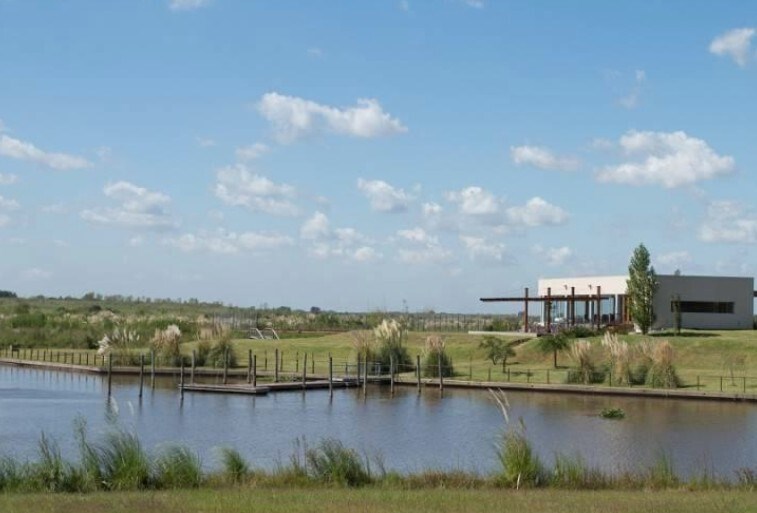 LOTE AL AGUA 0