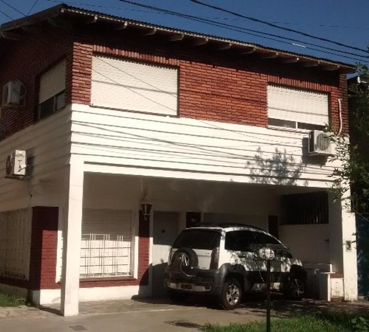 1840686632.jpg
