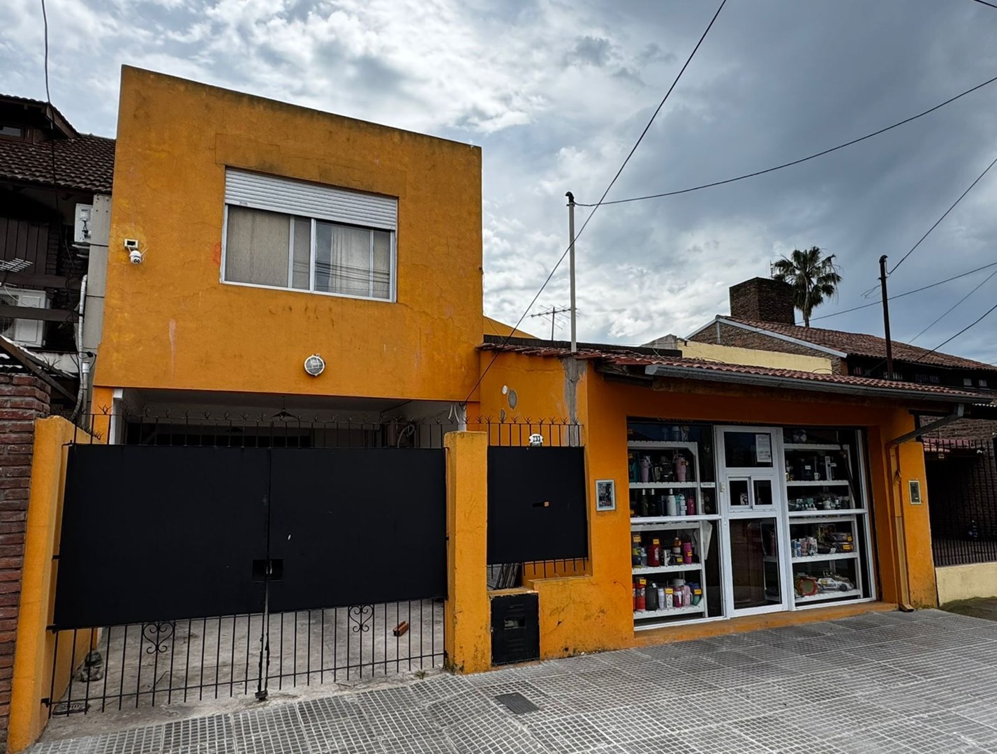 Buenos Aires 700