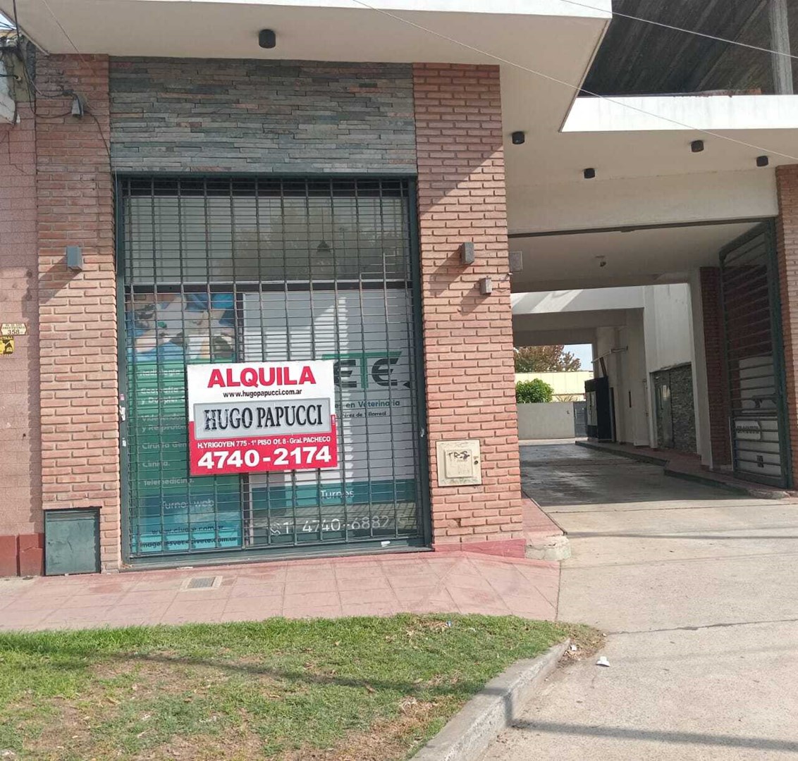 avenida de los constituyentes 300