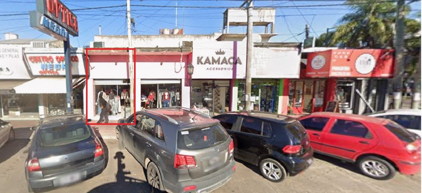 Avenida Hipolito Yrigoyen 600