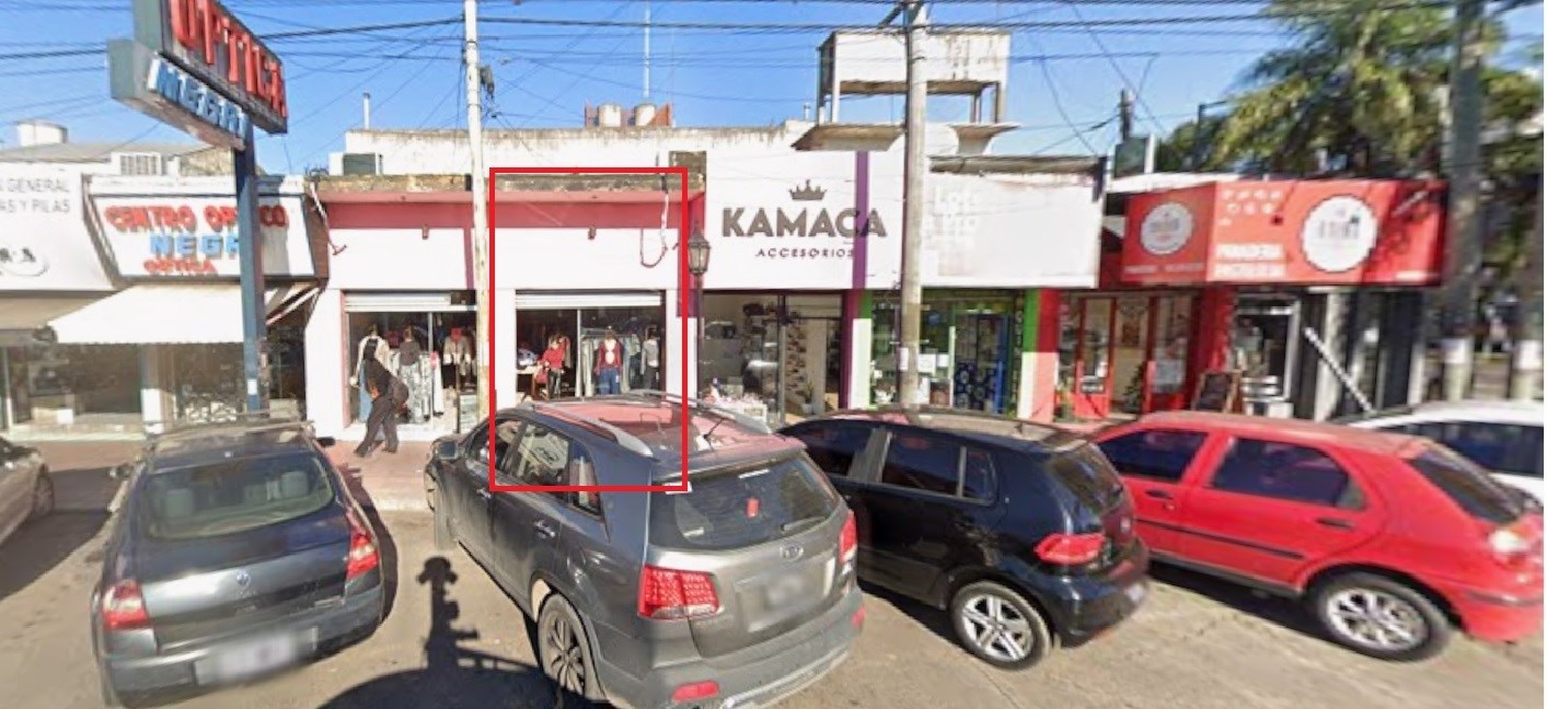 Avenida Hipolito Yrigoyen 600