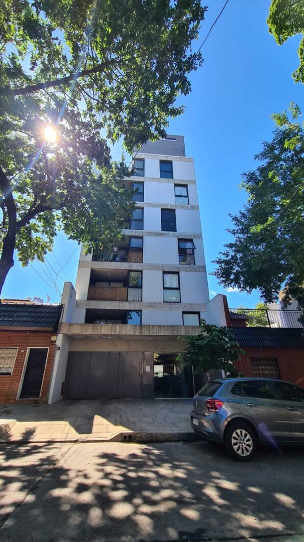 Behring  (Villa Urquiza) 2600