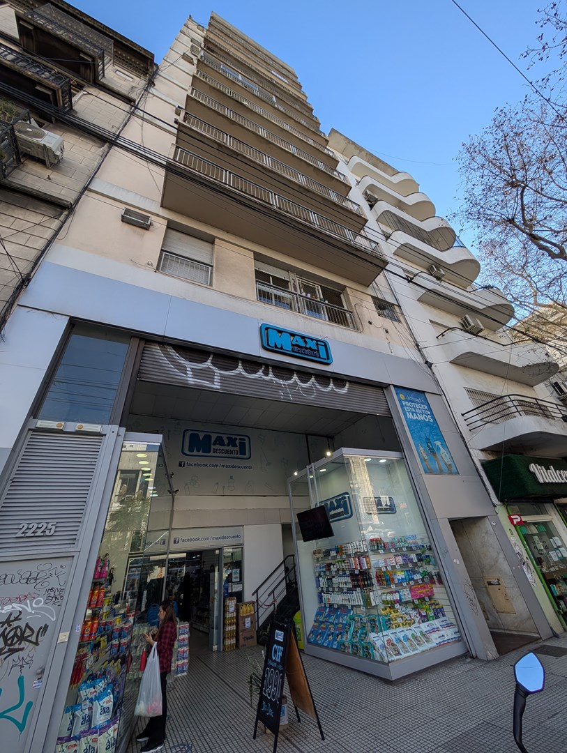 Corrientes 2200