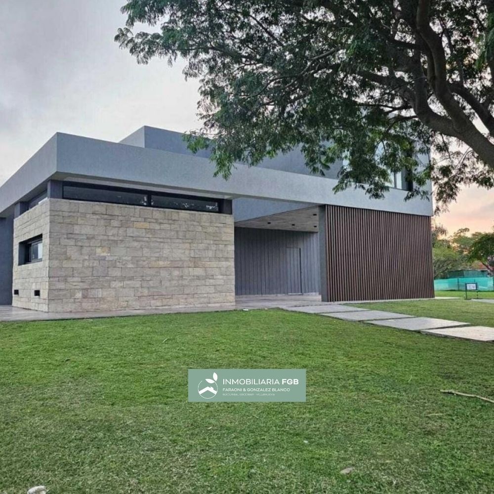 CASA A LA LAGUNA en Canton Islas - 240m2 cubiertos | 4 DORMITORIOS | PLAYROOM | DESPENSA | PILETA |  0