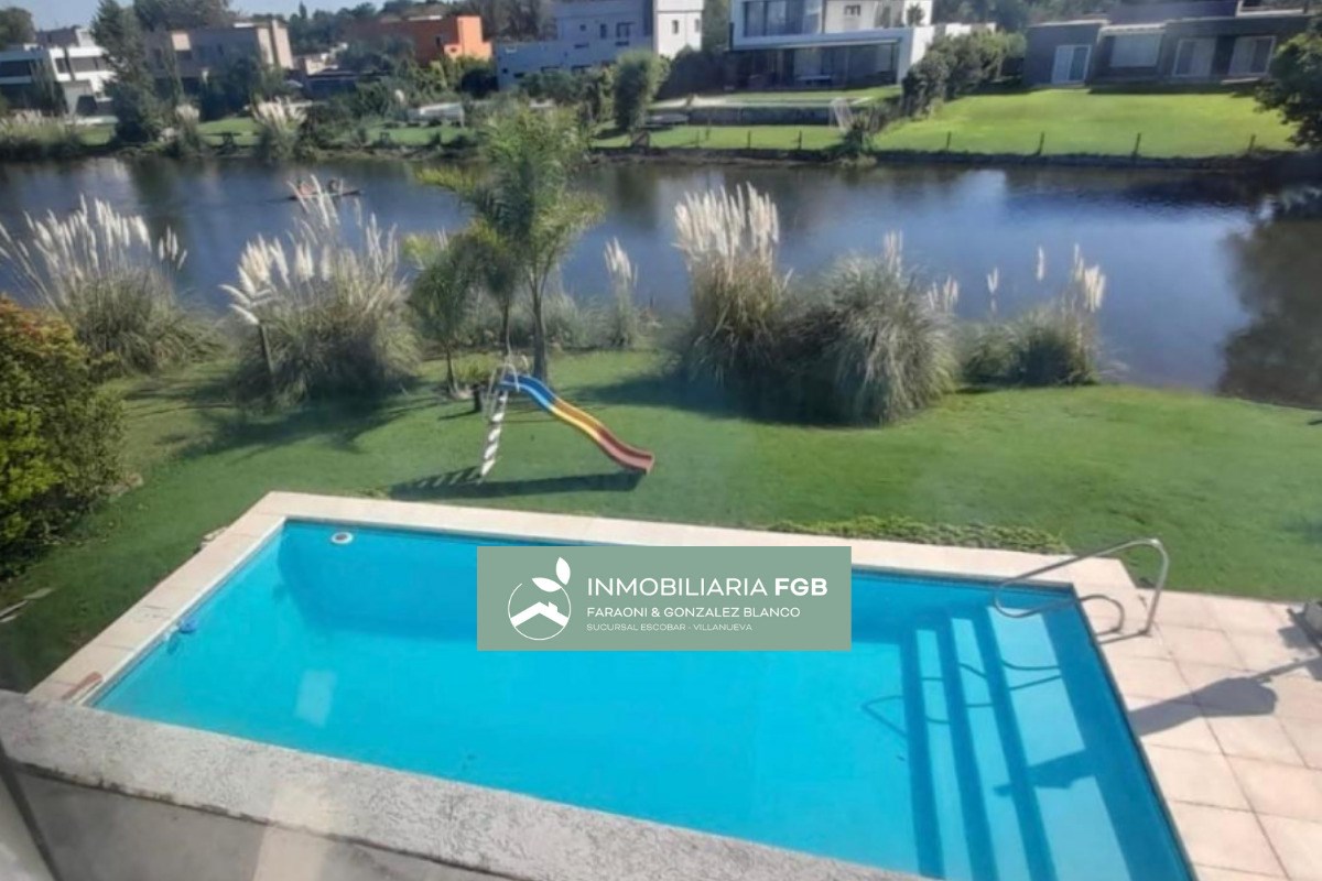 Canton Norte Lote a la laguna 300