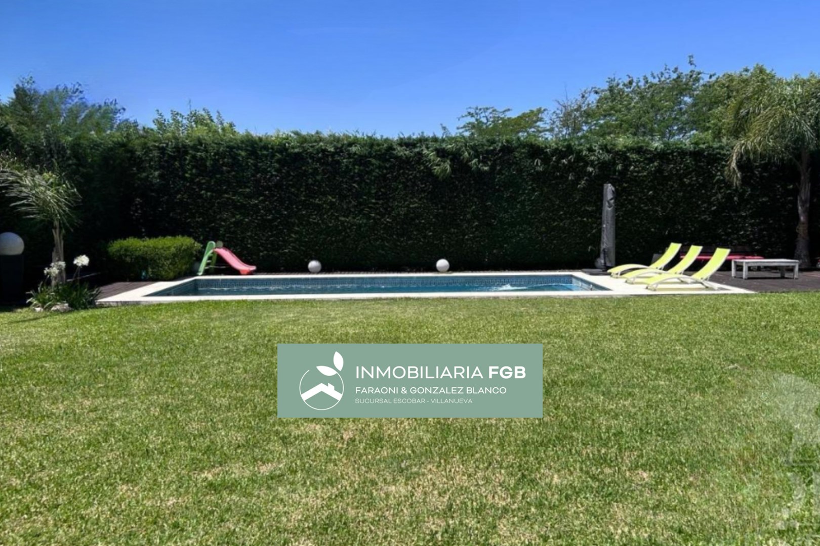 VENTA – CASA 5 AMBIENTES   BARRIO SEPTIEMBRE ESCOBAR  - APTO CRÉDITO – 4 DORMITORIOS – COCHERA 3 AUT 0