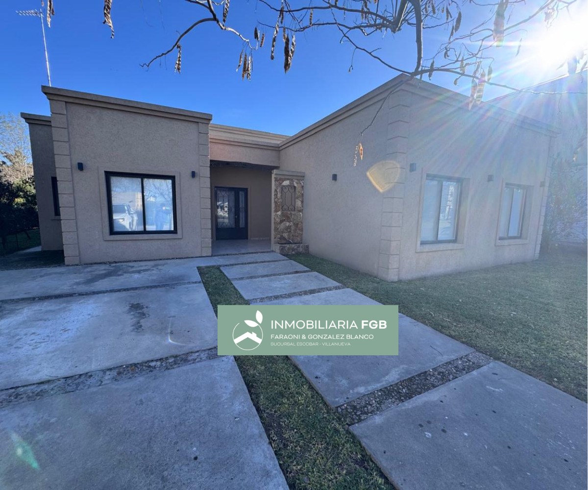 CASA EN VENTA en Barrio San Matias |Area 4 | Escobar |3 Dormitorios | Pileta | Orientación Oeste | O