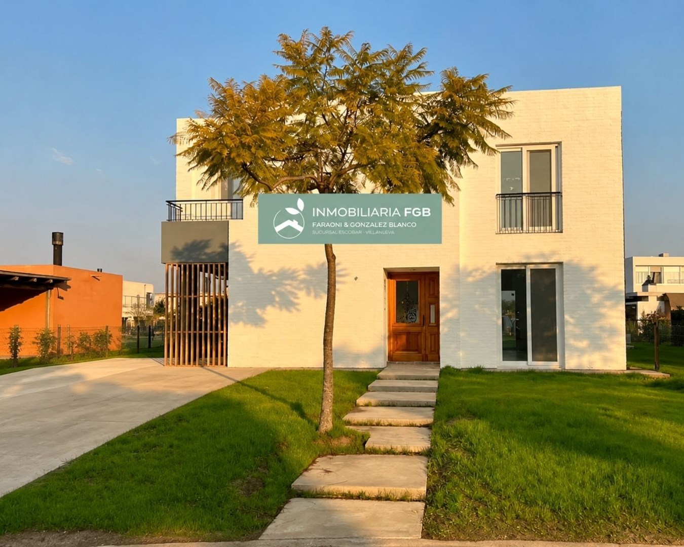 CASA CON PILETA EN B° VISTAS | 4 DORMITORIOS | PILETA | LOSA RADIANTE 0