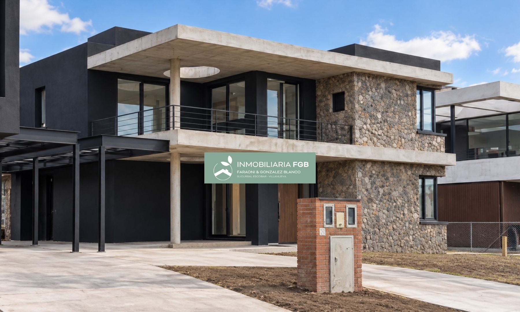 Casa a laguna | VENTA |  A ESTRENAR  | B° COSTAS - PUERTOS DEL LAGO |5 Dormitorios | Playroom| Escri
