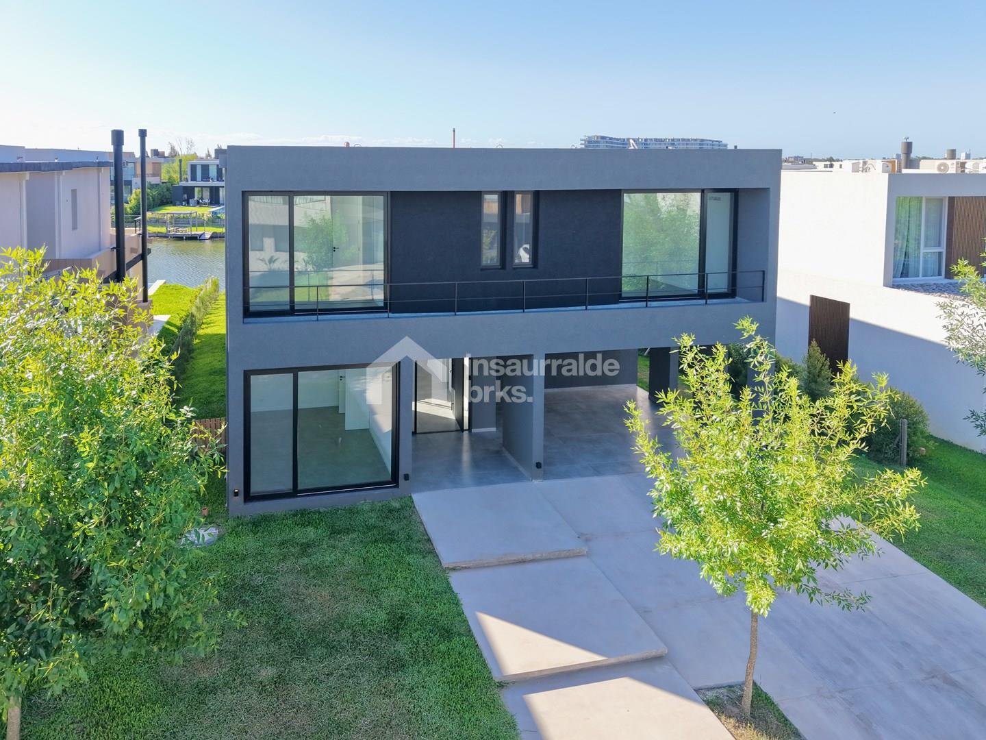 Barrio Los Carpinchos 100