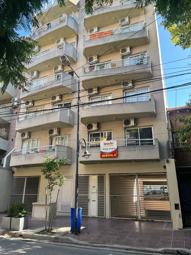 Av. Pte. Peron 800