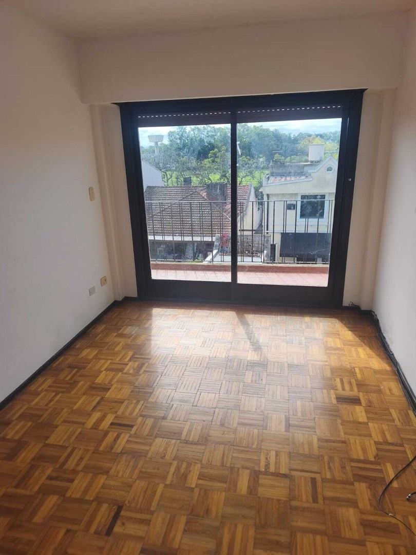 Avenida Presidente Peron 1700