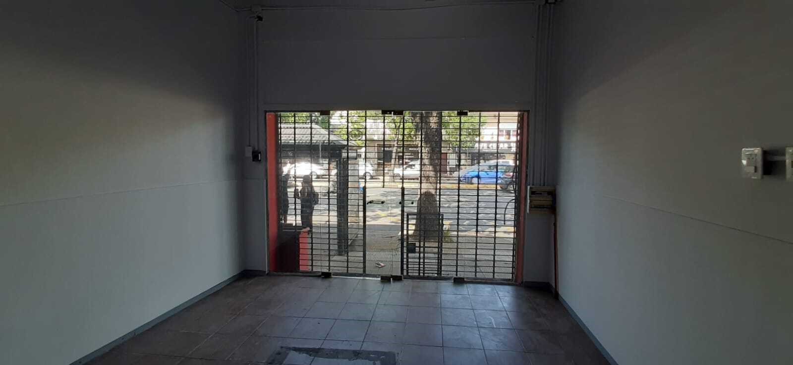 Av. Centetario 800